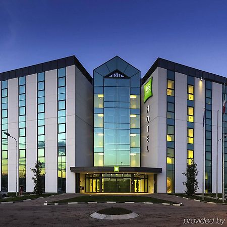 Ibis Styles Milano Melegnano Hotel Carpiano Exterior photo